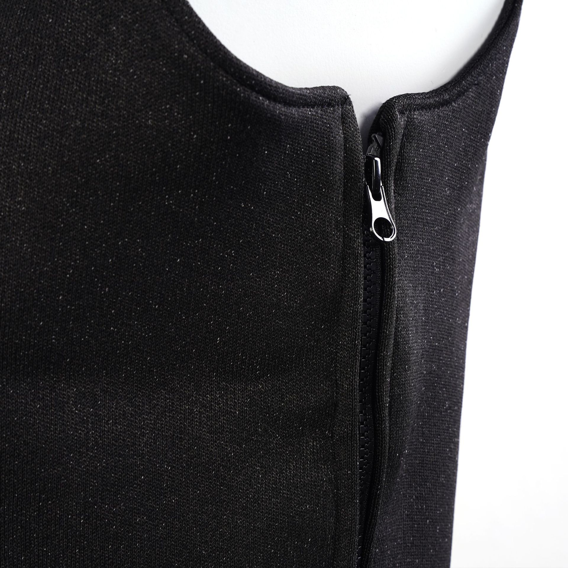 Light Armor – Black Dual-Layer Cut and Puncture-Resistant Vest